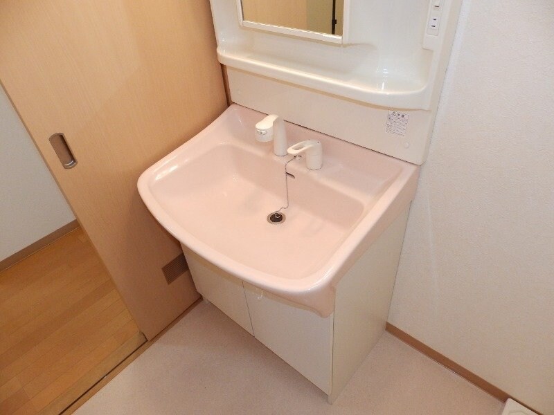 ｉＺｍ　ＨＩＮＡＧＡ　Ａ棟の物件内観写真