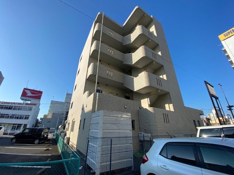 ブルーボンネットの物件外観写真