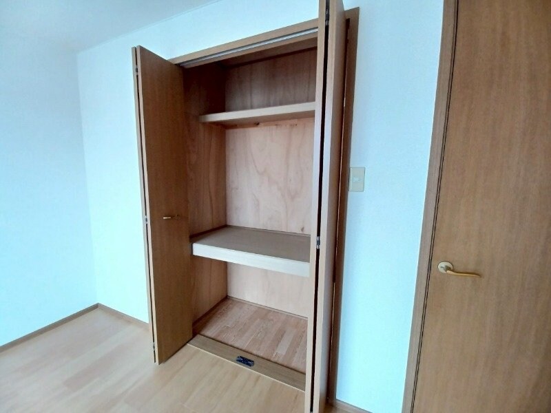 ファミールウツベ　Ⅲの物件内観写真