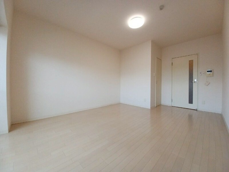 Ｓ－ＦＯＲＴ四日市西新地の物件内観写真