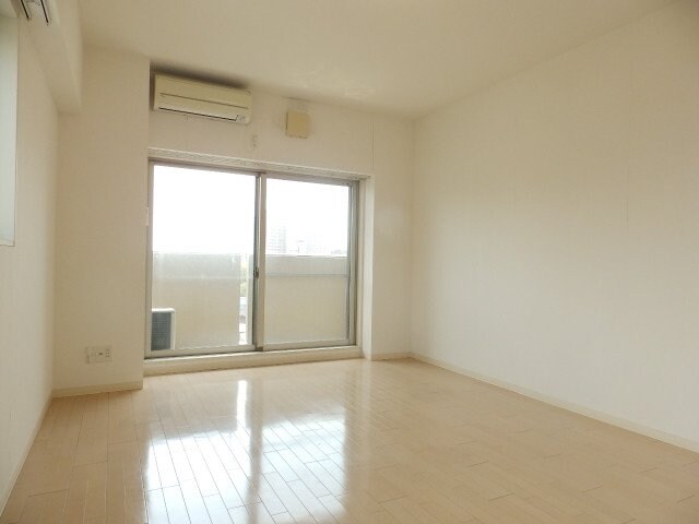 Ｓ－ＦＯＲＴ四日市西新地の物件内観写真