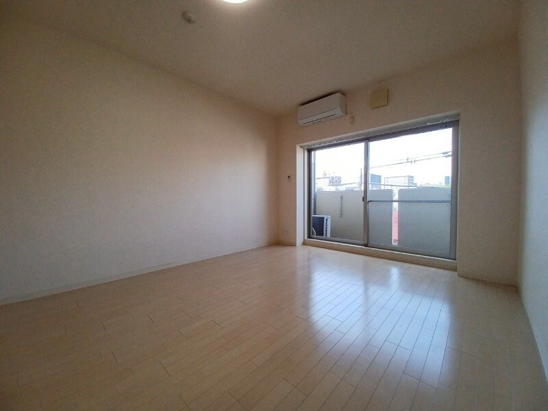 Ｓ－ＦＯＲＴ四日市西新地の物件内観写真