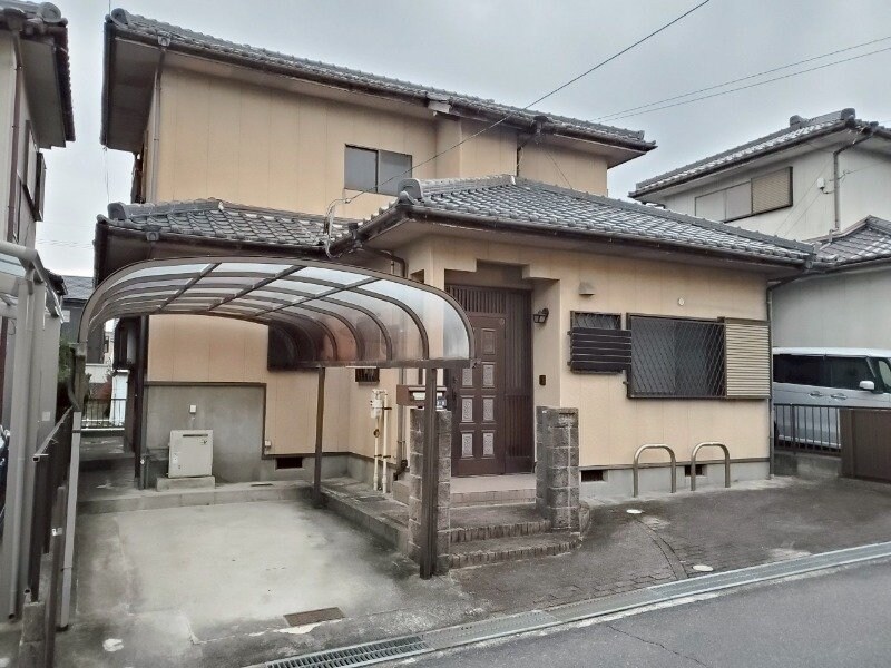 大井手貸家の物件外観写真