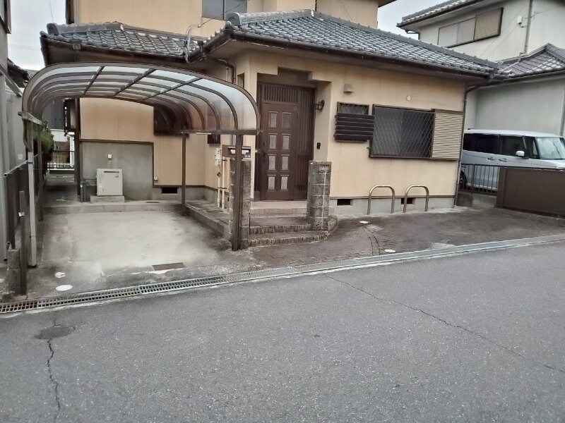 大井手貸家の物件外観写真