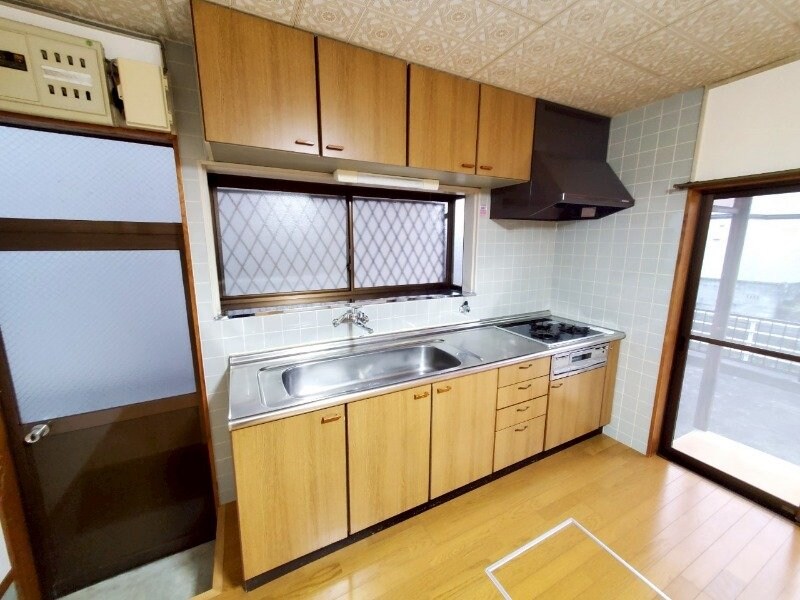 大井手貸家の物件内観写真