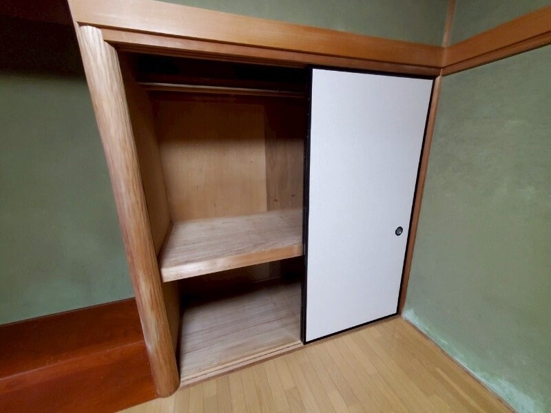 大井手貸家の物件内観写真