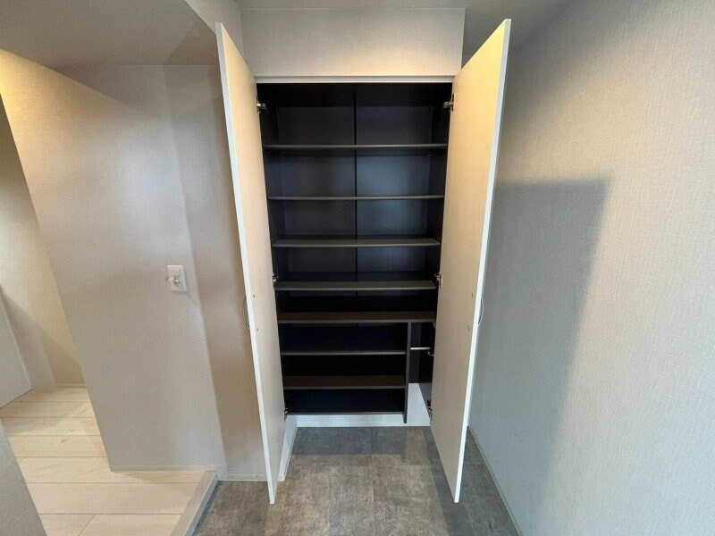 Ｄ－Ｒｅｓｉｄｅｎｃｅ鵜の森の物件内観写真