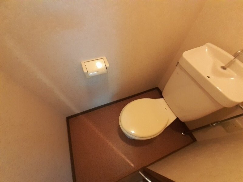 サープラス石塚Ｂの物件内観写真