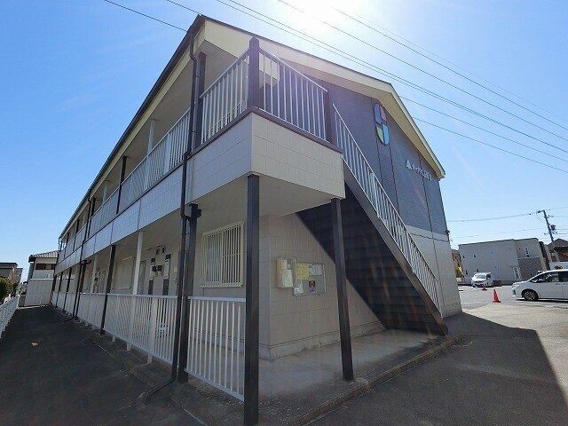 サープラス石塚Ｂの物件外観写真