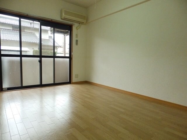 ＬＡ　ＶＩＥ　ＥＮ　ＡＩの物件内観写真