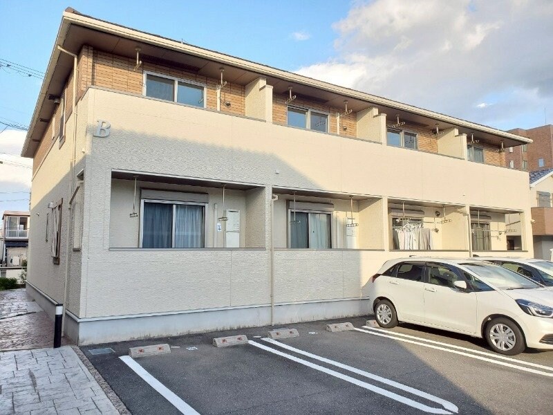 モダン・フリシュＢの物件外観写真