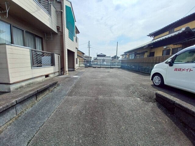 ラフトリー日永の物件外観写真