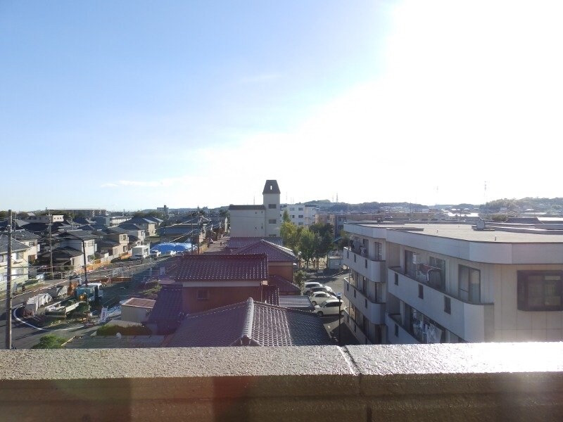 エレガントレーベンＢ棟の物件内観写真