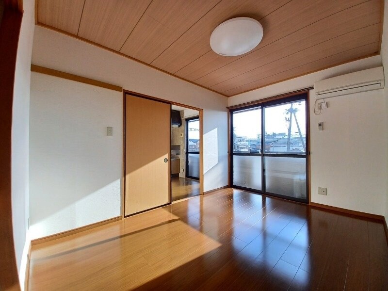 ノースエトランゼＢ棟の物件内観写真