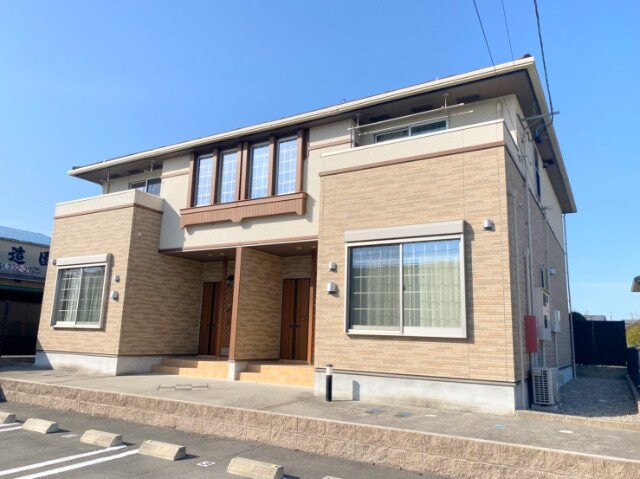 ブライハイドゥの物件外観写真