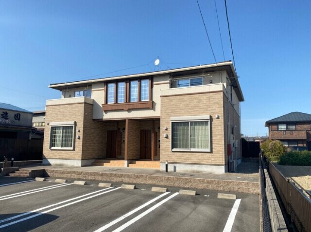 ブライハイドゥの物件外観写真