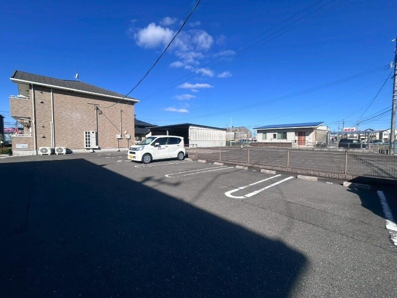 エムズ　フォレストの物件外観写真