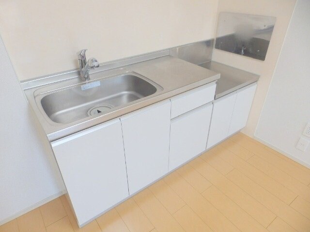 サニー　レジデンスの物件内観写真