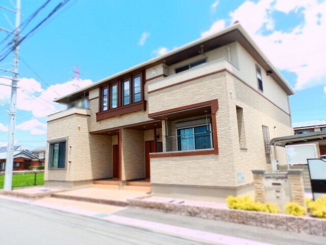 カーザ　ソル　レヴェンテ　Ａの物件外観写真