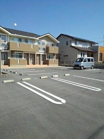 ルミエールⅢの物件外観写真