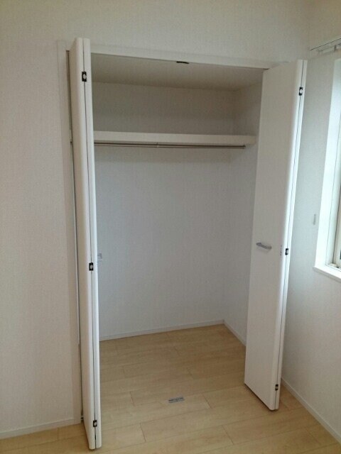 ルミエールⅢの物件内観写真