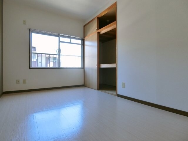 ソシアルドミール西館の物件内観写真