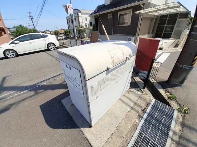 グランドヒルズの物件外観写真