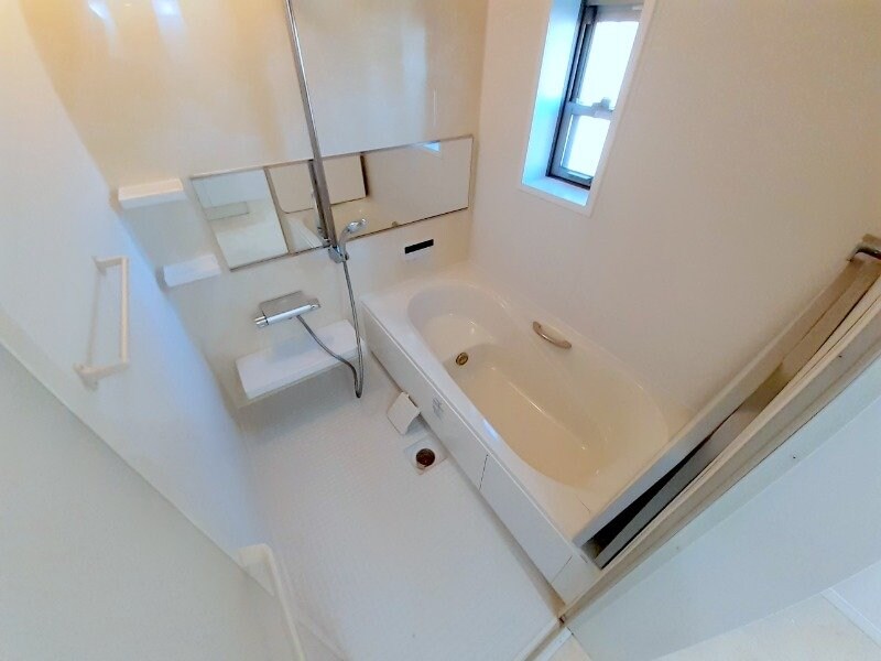 東富田町一戸建の物件内観写真