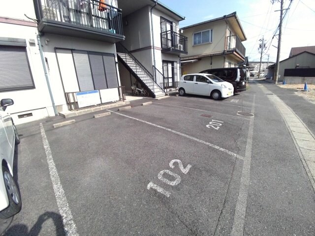 シャトルみつやの物件外観写真