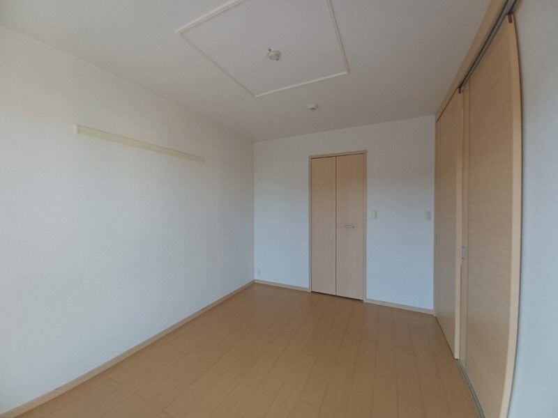 グランドゥスールⅠの物件内観写真