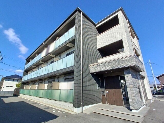 クレールエスパシオの物件外観写真