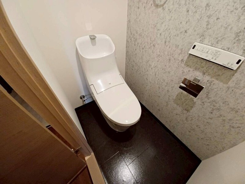 プロミネント四日市の物件内観写真