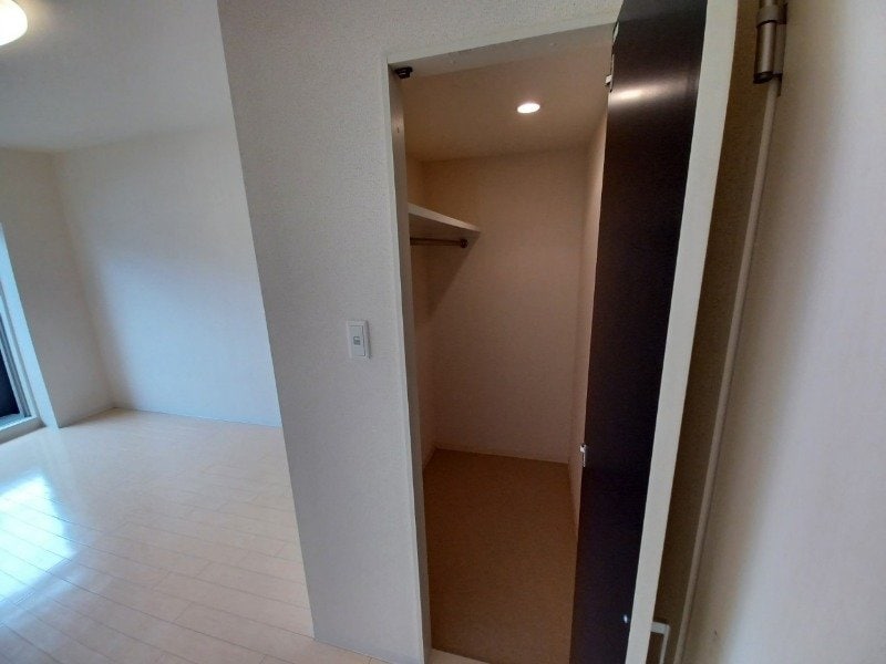 Ｓ－ＦＯＲＴ四日市西新地の物件内観写真