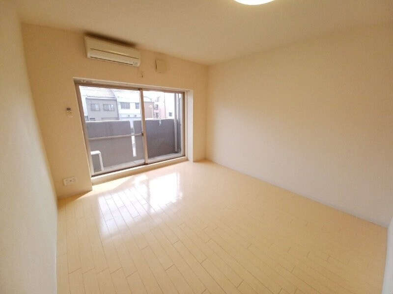 Ｓ－ＦＯＲＴ四日市西新地の物件内観写真