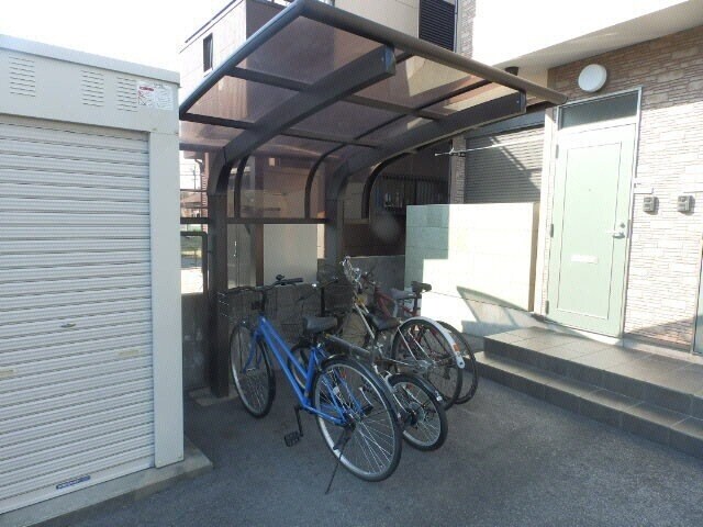 フォレストコートルイーズの物件外観写真