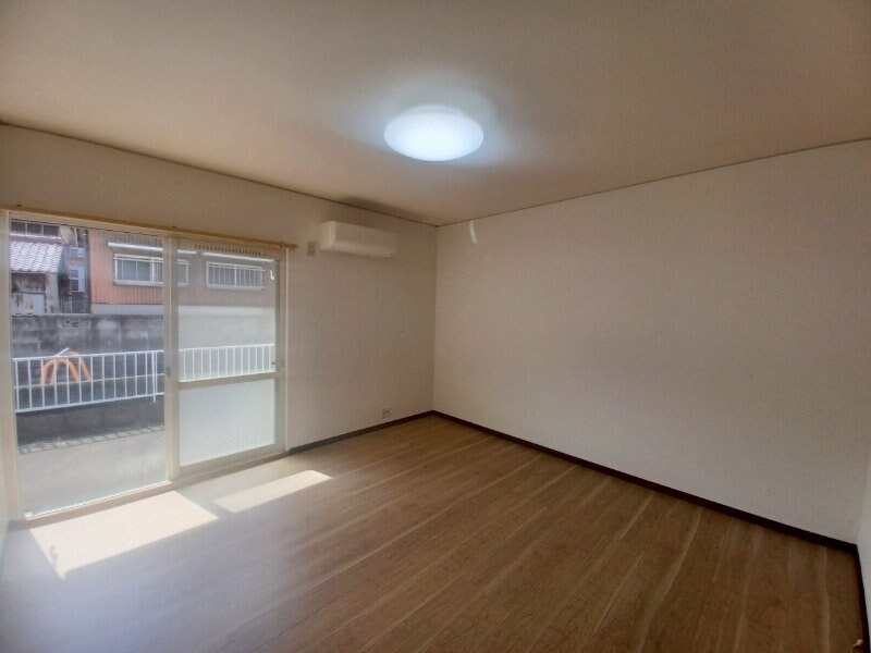 シャルム曙の物件内観写真