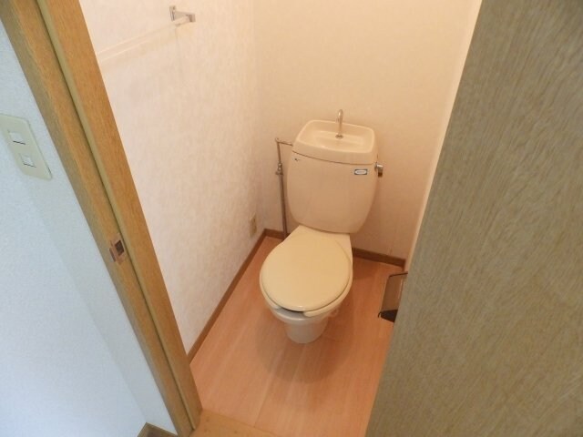 シャルム曙の物件内観写真