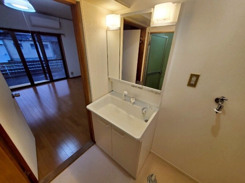 大井手貸家の物件内観写真