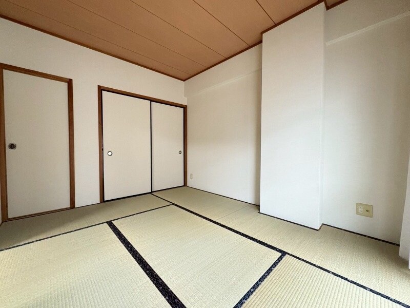 ローマンヒルズ太陽の物件内観写真