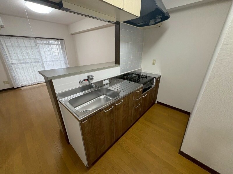 ローマンヒルズ太陽の物件内観写真