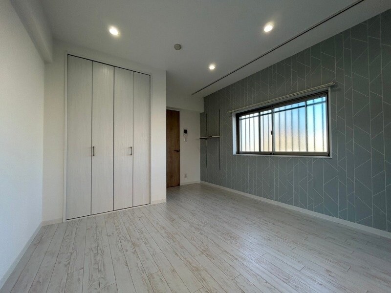 フィオレティーナ四日市の物件内観写真