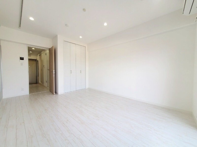 フィオレティーナ四日市の物件内観写真