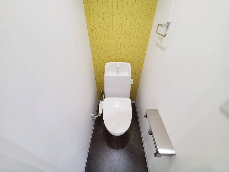 フィオレティーナ四日市の物件内観写真