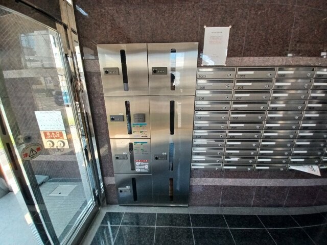 四日市エンブルコートの物件外観写真