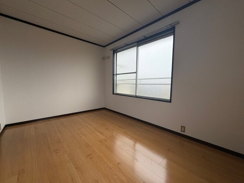 ハイツ山の平の物件内観写真