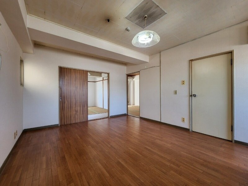 シュロス豊明の物件内観写真