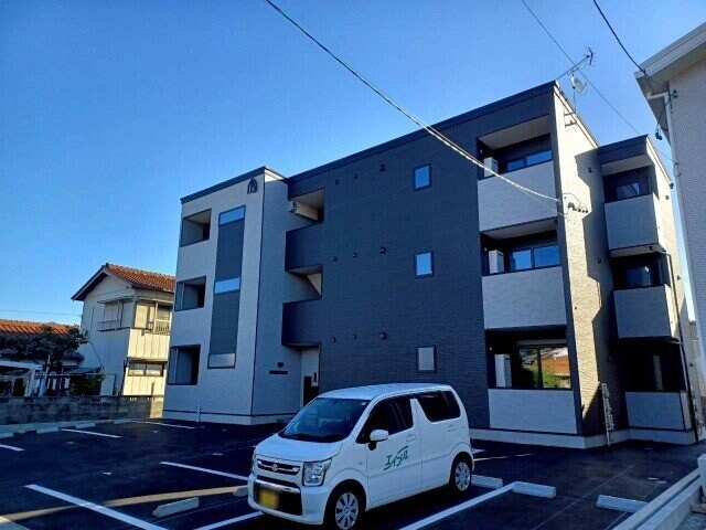 LECOCON四日市Ⅶの物件外観写真