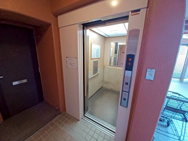 ライオンズマンション川原町の物件外観写真