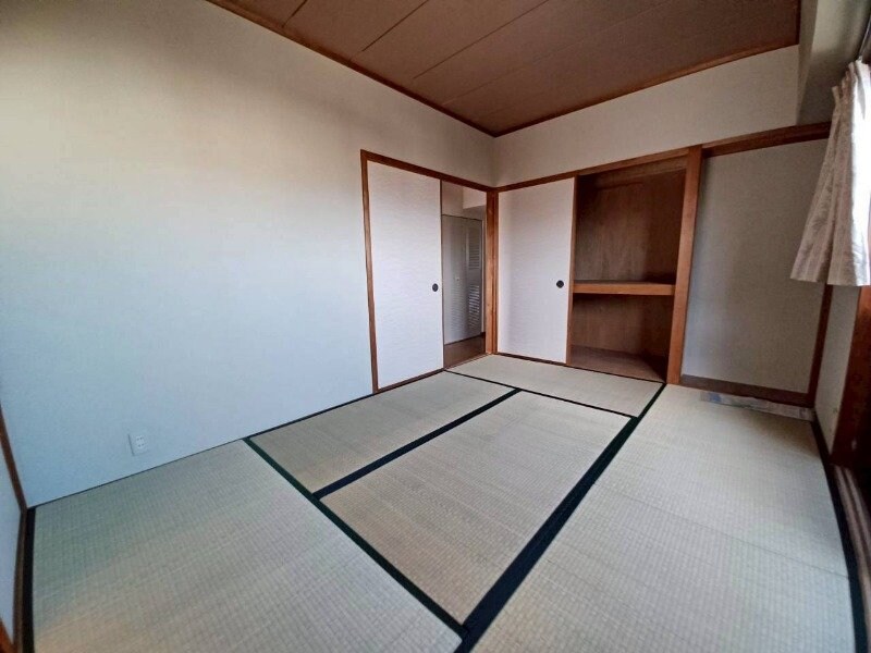 ライオンズマンション川原町の物件内観写真