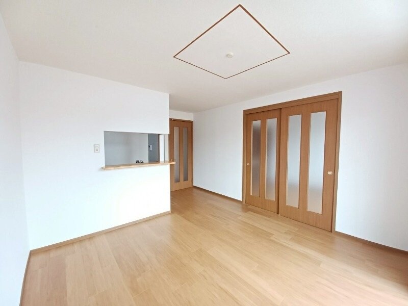 ファミールウツベ　Ⅲの物件内観写真